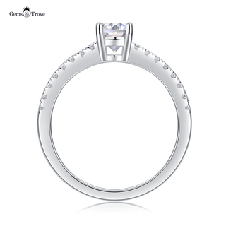 Timeless Oval Moissanite Sparkle Ring